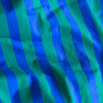 Blauw Groene Gestreepte Katoen Poplin Stof voor Kleding en Naaiprojecten 100 g/m²
